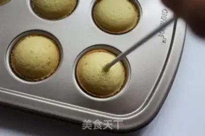 Make Chocolate lollipop cake step 14