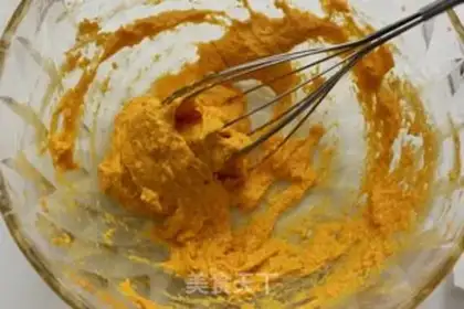 Make Carrot chili cake step 5