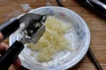 Make Garlic pasta roast eggplant step 1