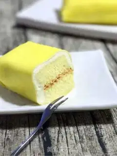 Make French gold bag step 16