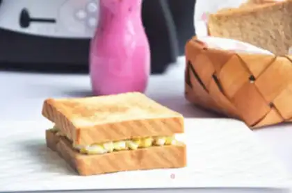 Make Red sugar egg sandwich step 17