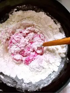 Make Cherry ball step 3