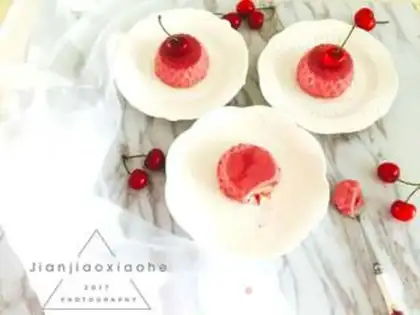 Make Pink pudding cake step 17