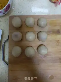 Make Apple roses step 1