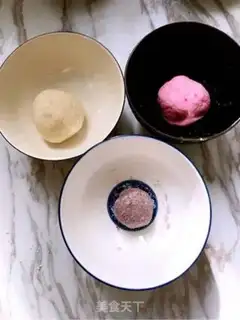 Make Cherry ball step 7