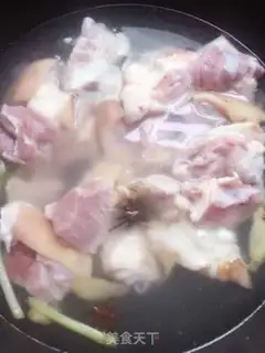 Make Red pig hoof step 2