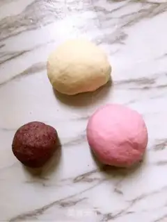 Make Cherry ball step 10
