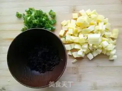 Make Plum and potatoes step 0