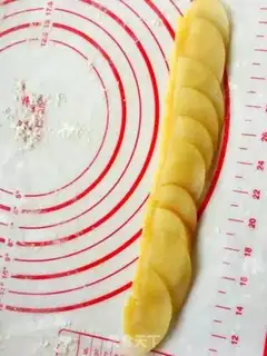 Make Apple roses step 11