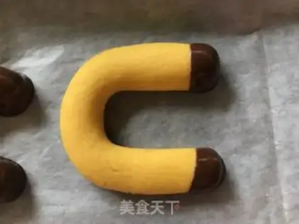 Make Horse hoof and egg yellow cookies step 14
