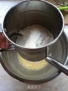 Make Mango heart mousse cake step 4