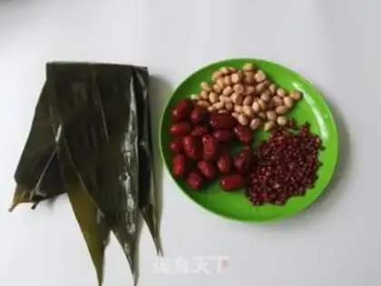 Make "Red bean peanut dates." step 1