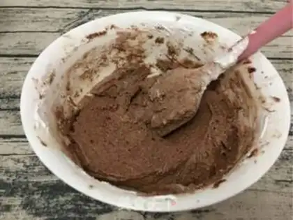 Make Chocolate Macalon step 10