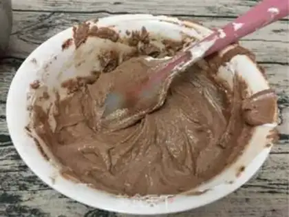Make Chocolate Macalon step 11