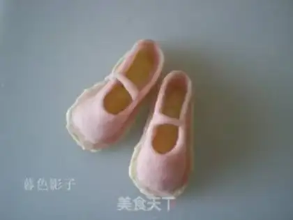 Make Pink love mooncake step 14