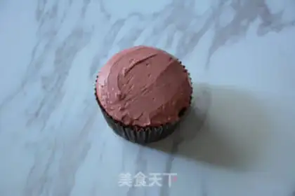 Make Foxy cupcakes step 6