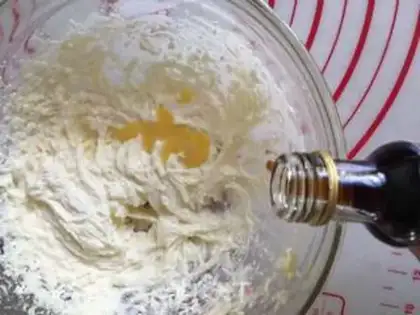 Make Panda Cookie step 2