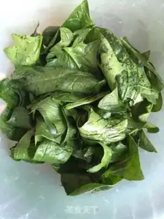 Make Twisted spinach rolls step 5