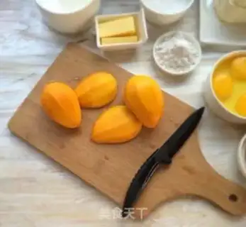 Make Mango heart mousse cake step 15