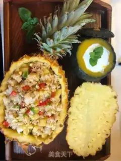 Make Thai shrimp pineapple step 5