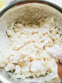 Make Onion cake step 0