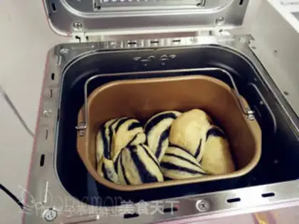 Make Zebra toast step 17