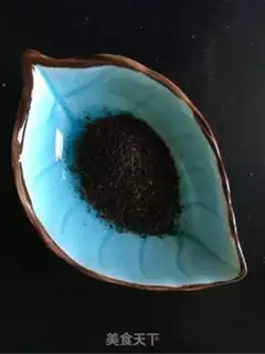 Make Red tea and milk sauce step 2