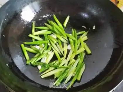Make Sodium eggs step 3
