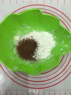 Make Dragon Cat Puff step 4
