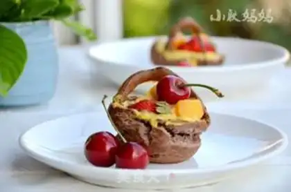 Make A fruit basket ice cream puff step 12