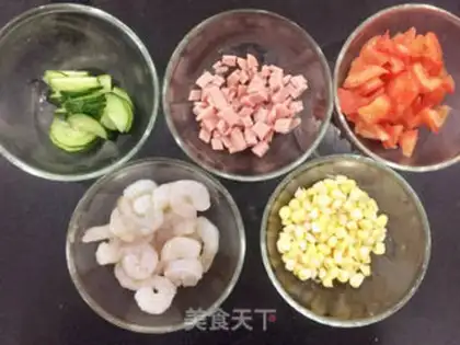 Make Ham shrimp pizza step 0