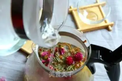 Make The fig tea step 8