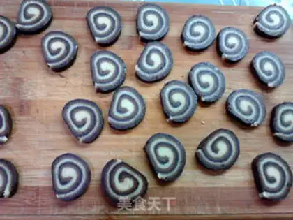 Make Tricoloured cookies step 19
