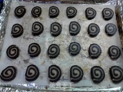 Make Tricoloured cookies step 20