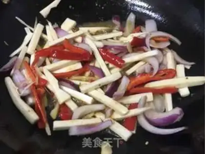 Make Onion onions and fried beef step 4