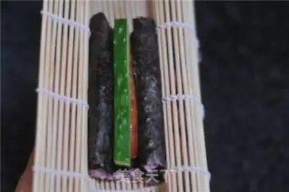 Make Flower sushi step 13