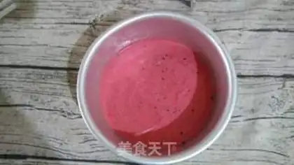 Make Watermelon cake step 4