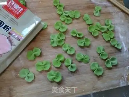 Make Colored butterflies step 5