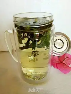 Make Homemade botanical tea dry step 3