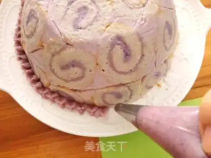 Make Romantic purple caramel Charlotte step 36