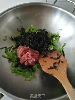 Make Pyramid sauced rice step 5