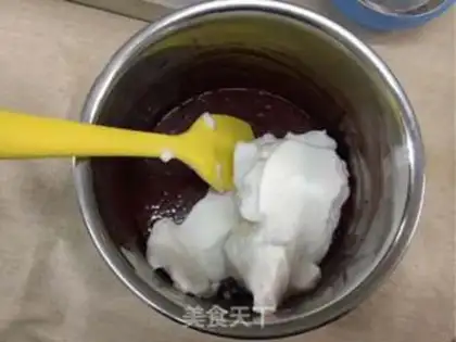 Make Mini-red velvet naked cake step 9