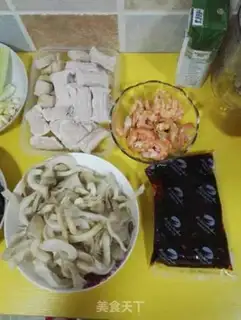 Make A simple spicy pot step 1