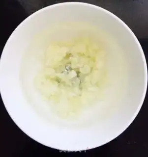 Make Sour sauce, cold noodles step 3