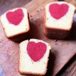 Make A hearty pound cake step 17