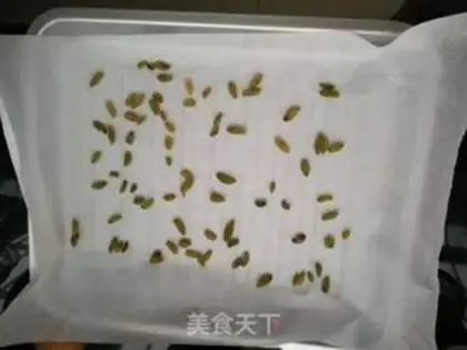 Make Original grape cake roll step 9