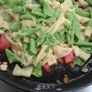 Make Garlic Spiral step 11