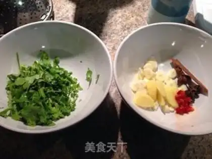 Make The white and black fish scurry step 1