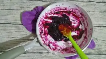 Make Blueberry rolls step 10