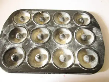 Make Chocolate donut cake step 6
